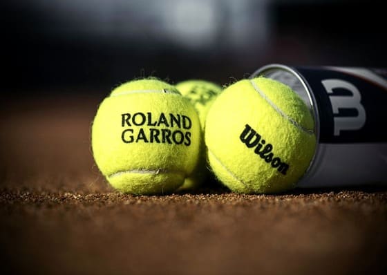 Wie viele Tennisb&auml;lle werden bei den French Open (Roland Garros) verwendet?